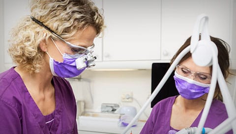 image promoting the certificate for dental assistants